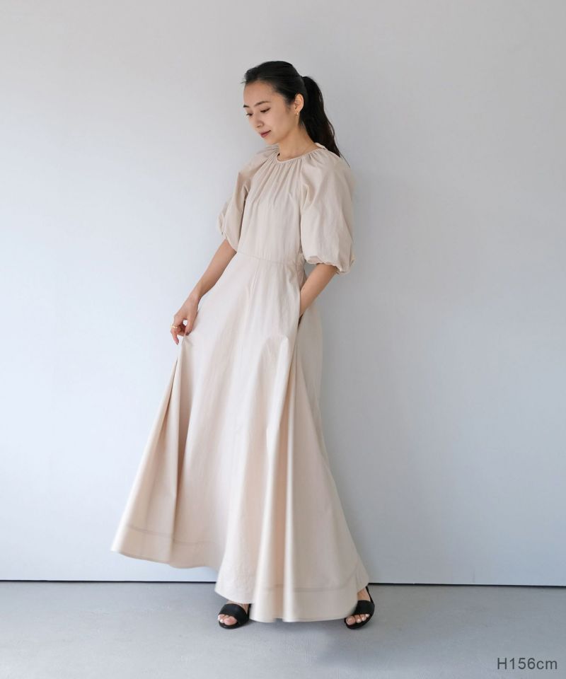 ホワイト系 M美品 バックフレアロングワンピース 白 ロングワンピース ワンピースホワイト系m 17 654 Eur Artec Fr