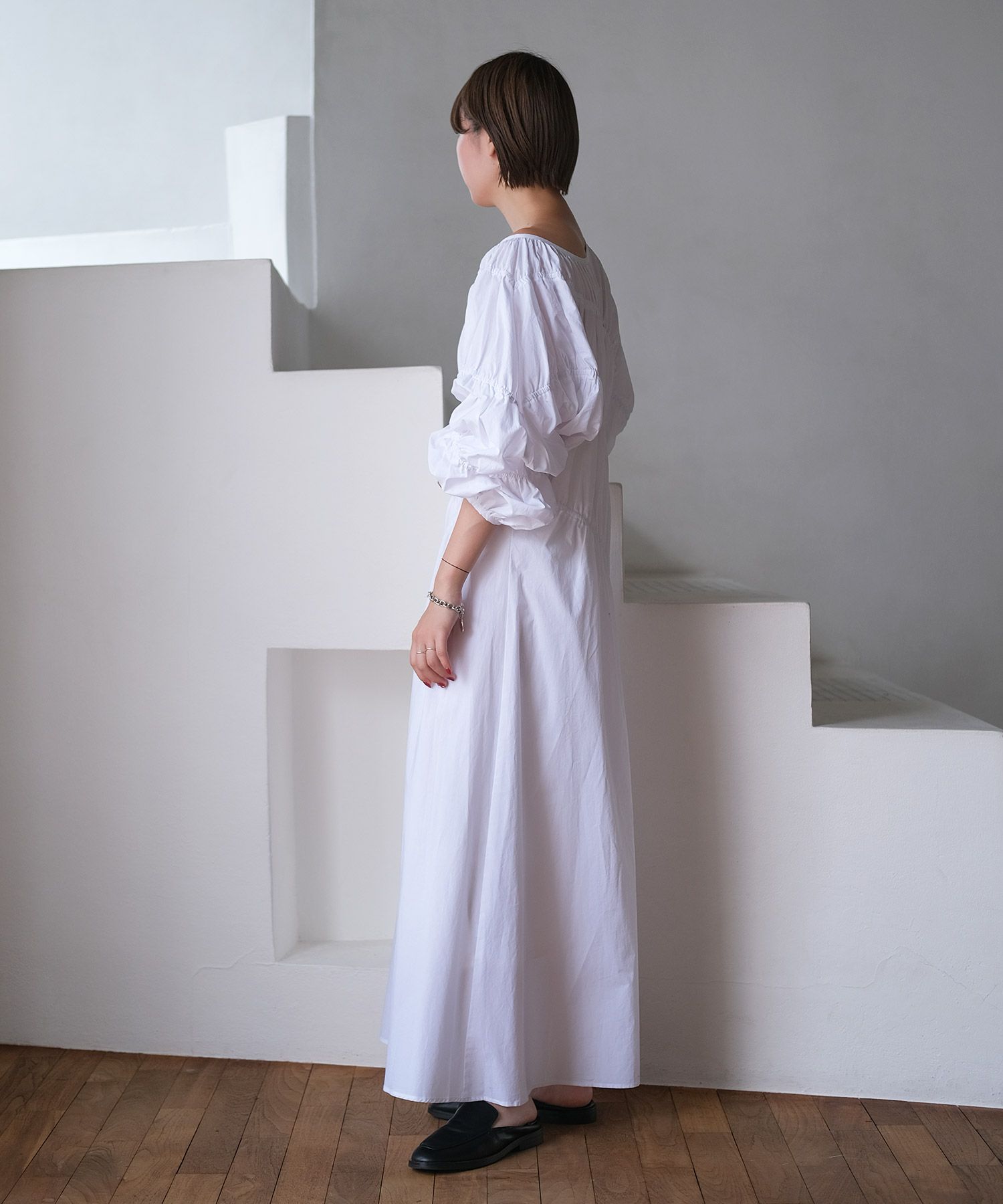 デザインギャザーバルーンワンピース | AKTE