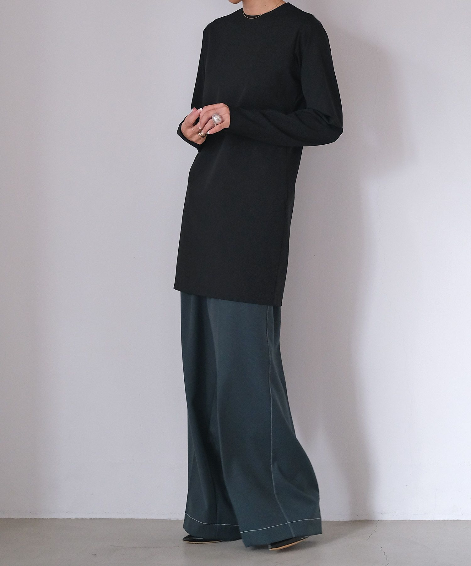 完売新品未使用タグ付 AKTE ペンシルミニドレス ブラック 2 ペンシルミニドレス（ワンピース）｜AKTE（アクテ）のファッション通販