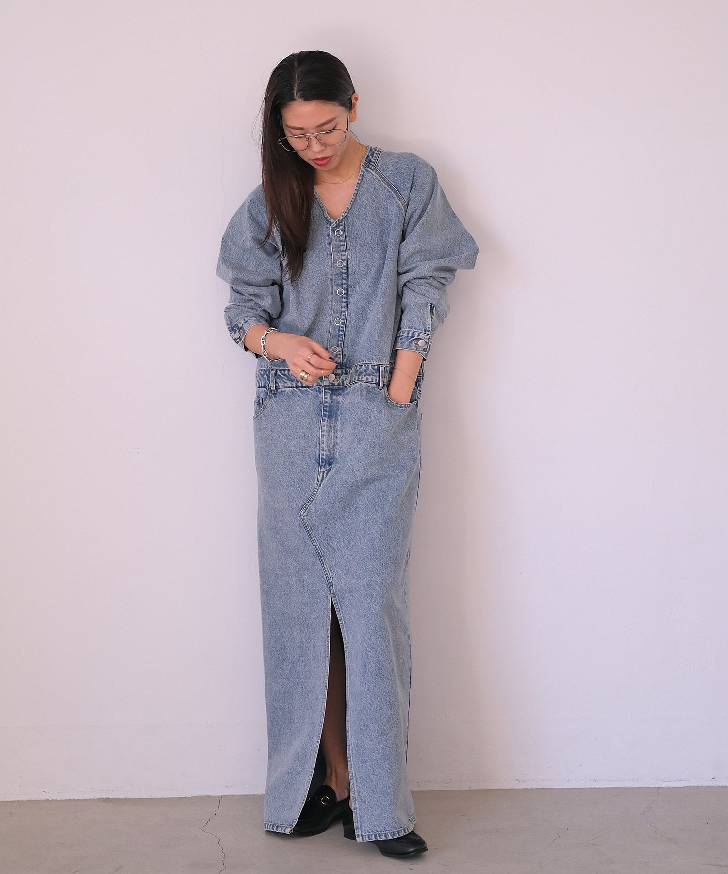 AKTE Vネックデニムドレス Vネックデニムドレス | AKTE