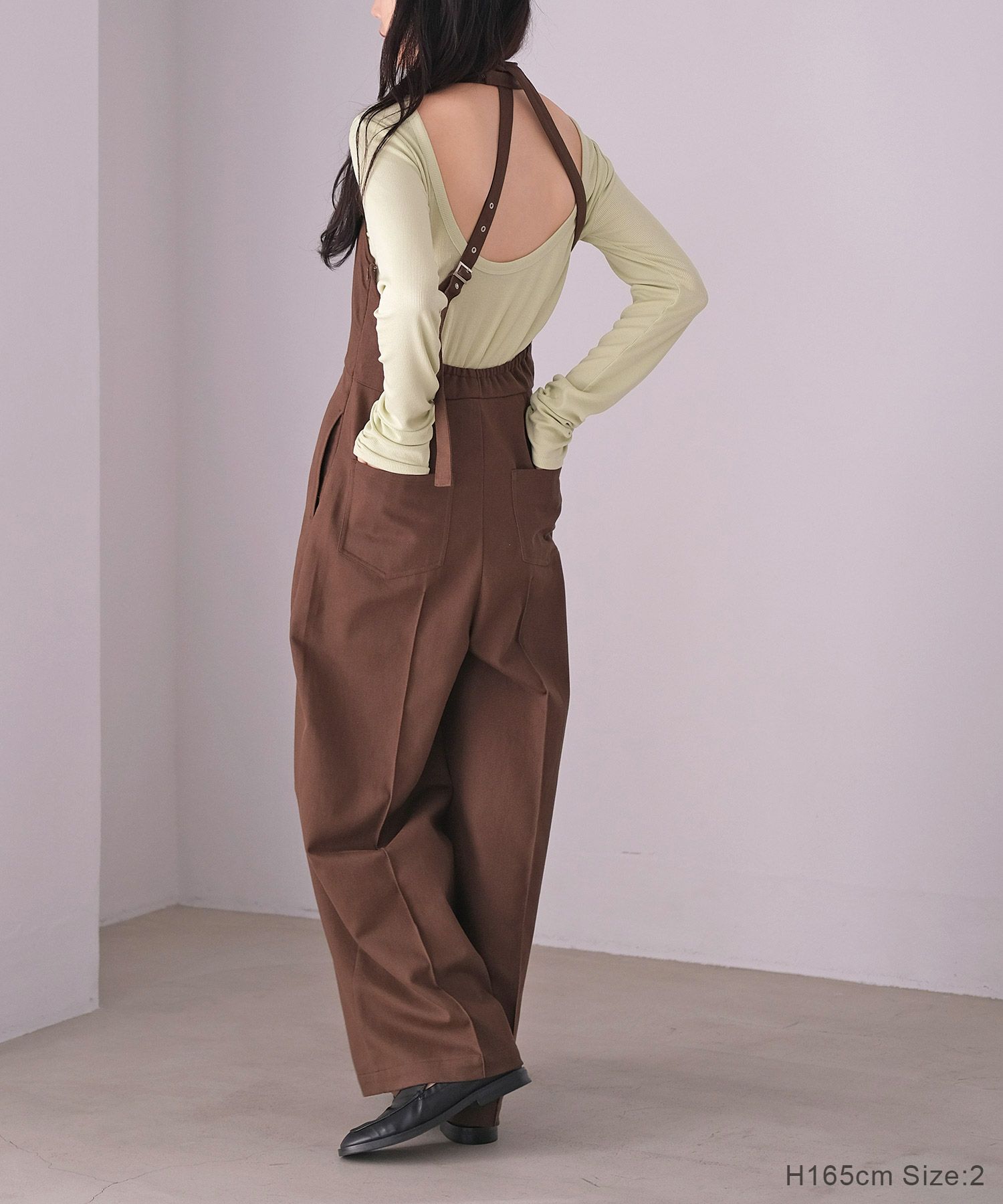 デザインストラップジャンプスーツ | AKTE