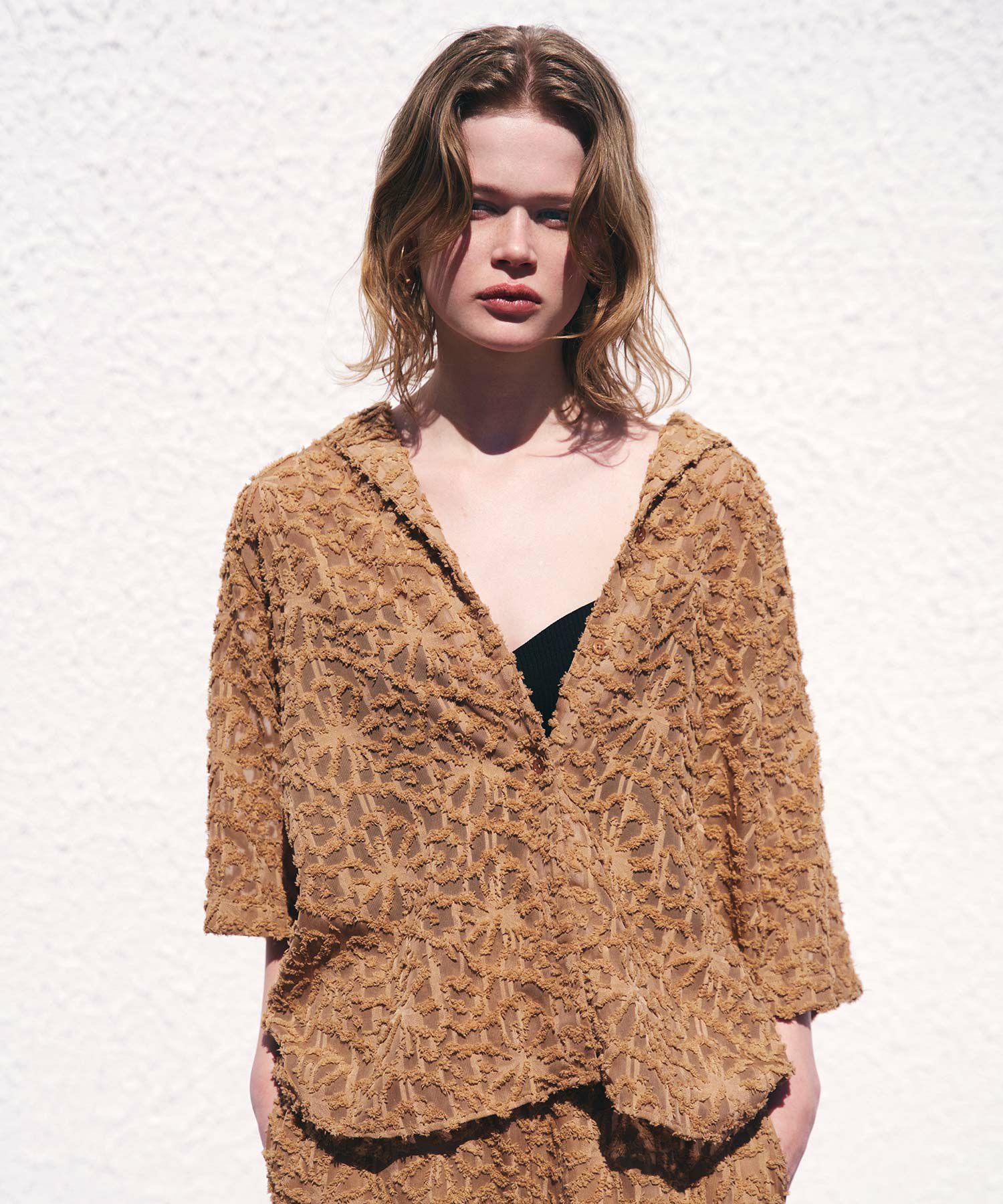 AKTE × AMPHI】ポートレートネックブラトップ | AKTE