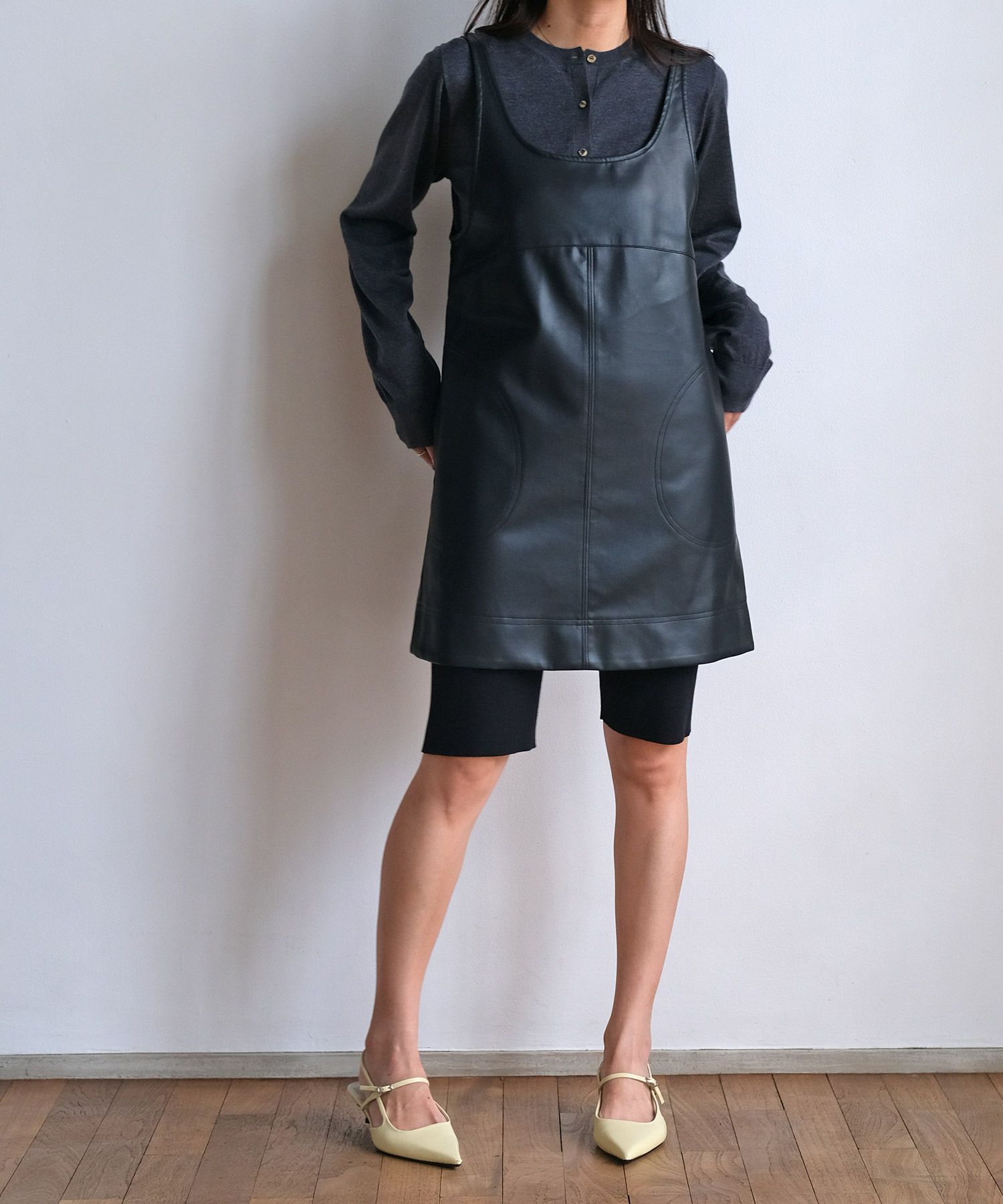 新品未使用⭐︎AKTE フェイクレザーミニワンピース フェイクレザーミニワンピース | AKTE