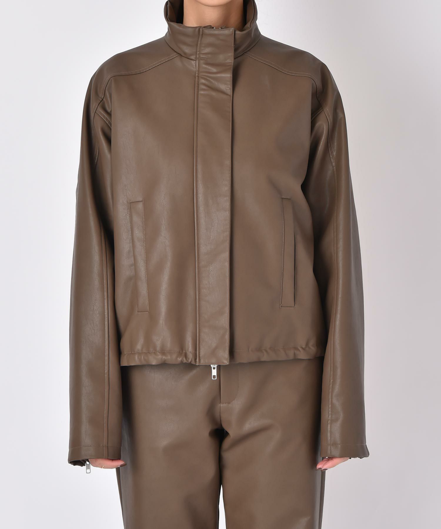 フェイクレザージップアップブルゾン | AKTE