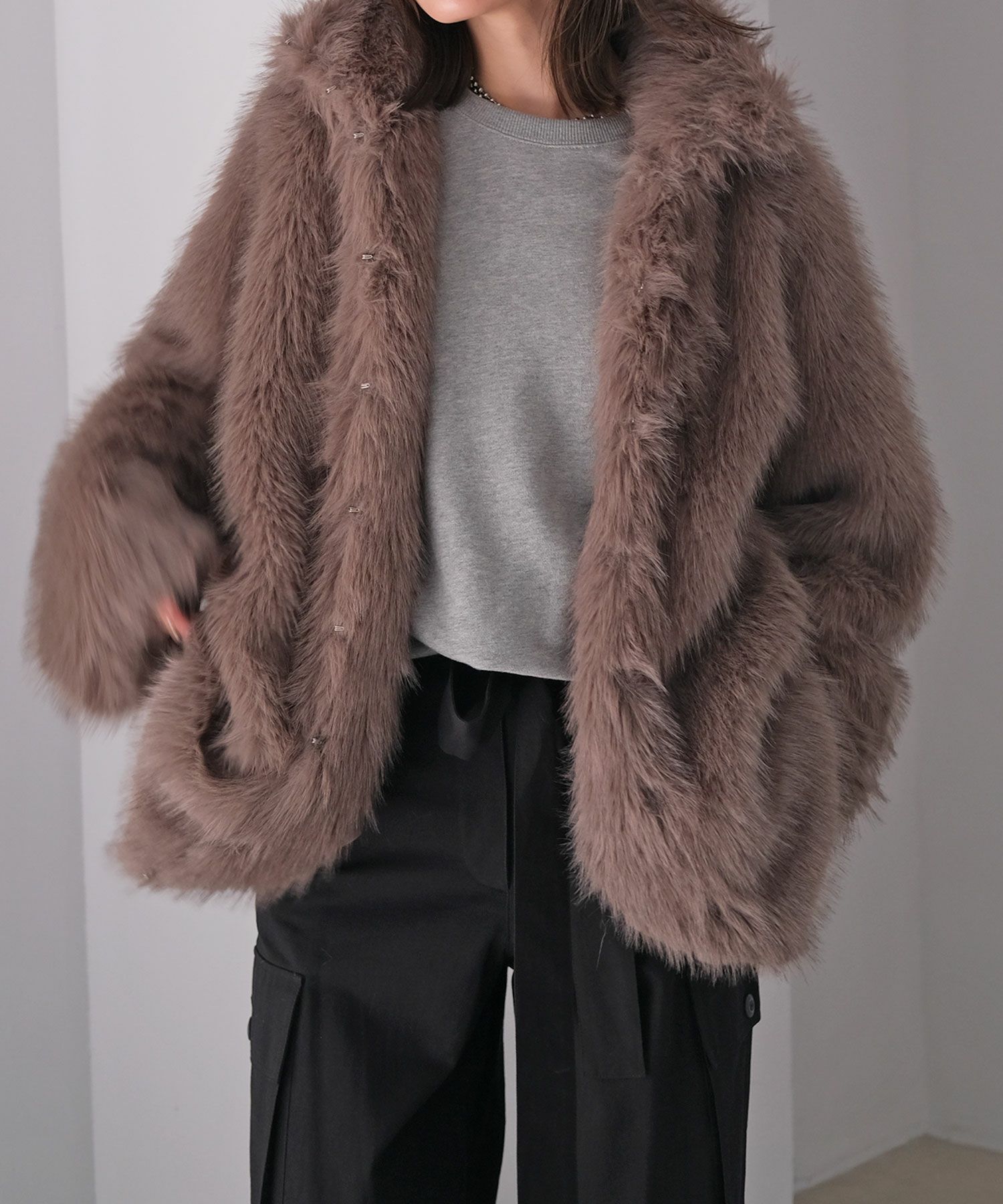 フェイクファースタンドカラージャケット | AKTE