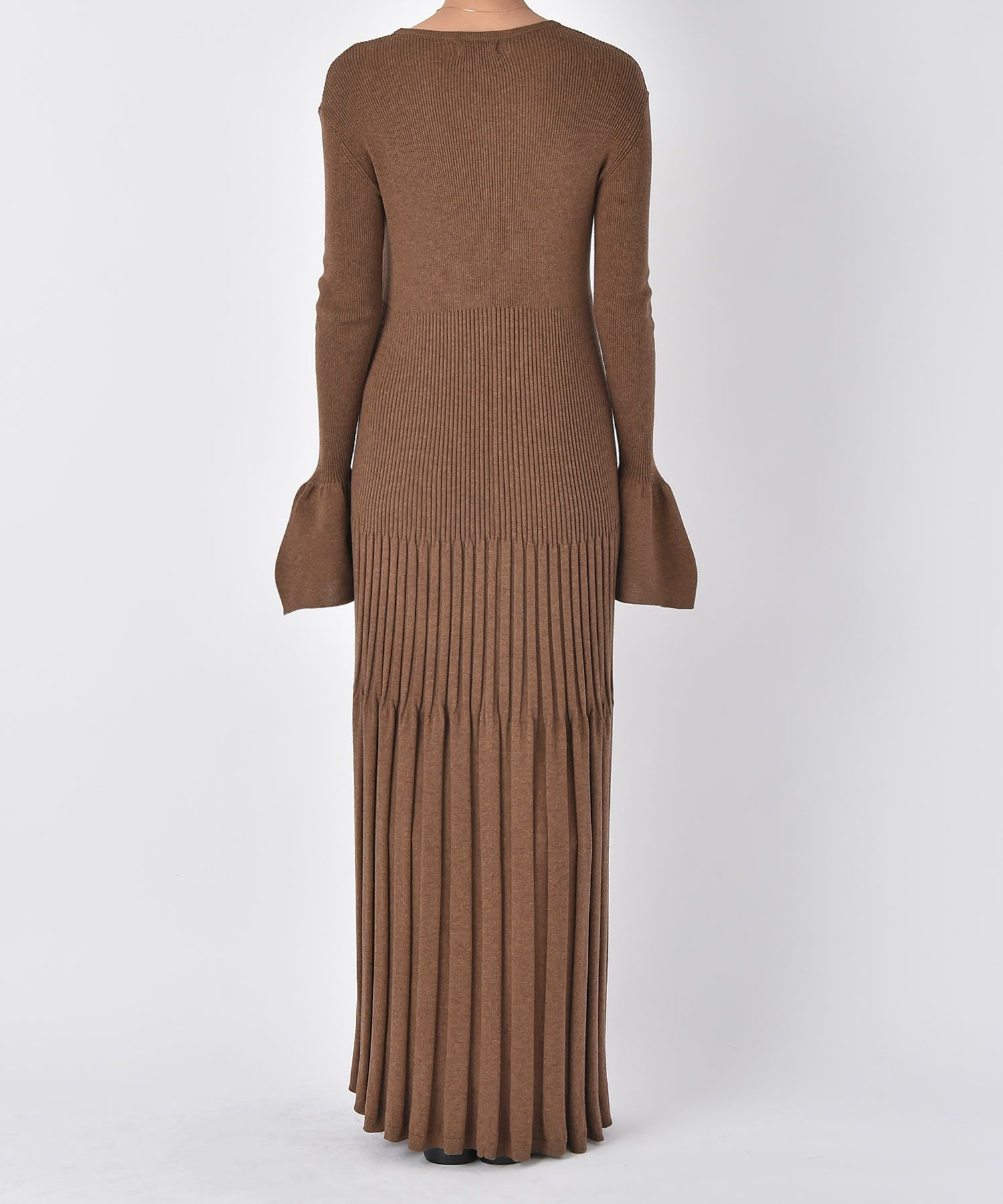 リブニットロングドレス | AKTE